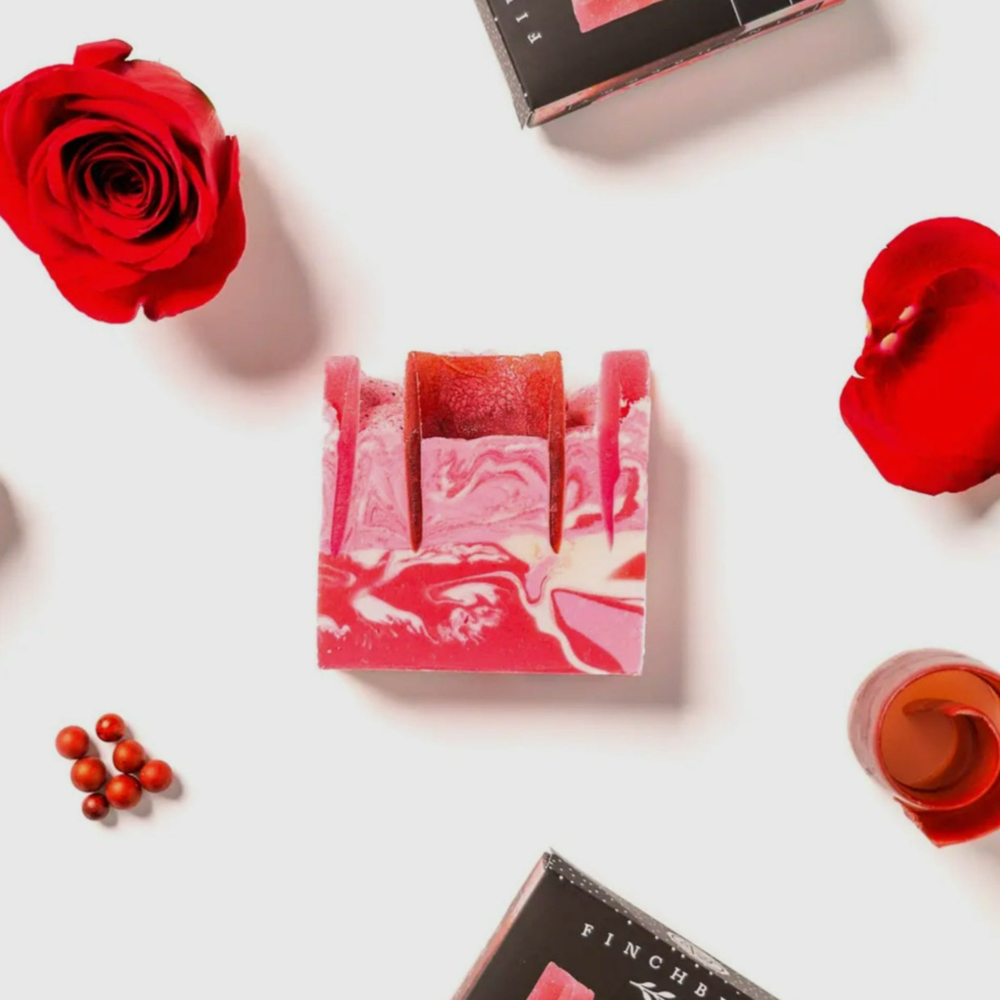ROSEY POSEY Soap (Fresh Cut Roses) - Finchberry