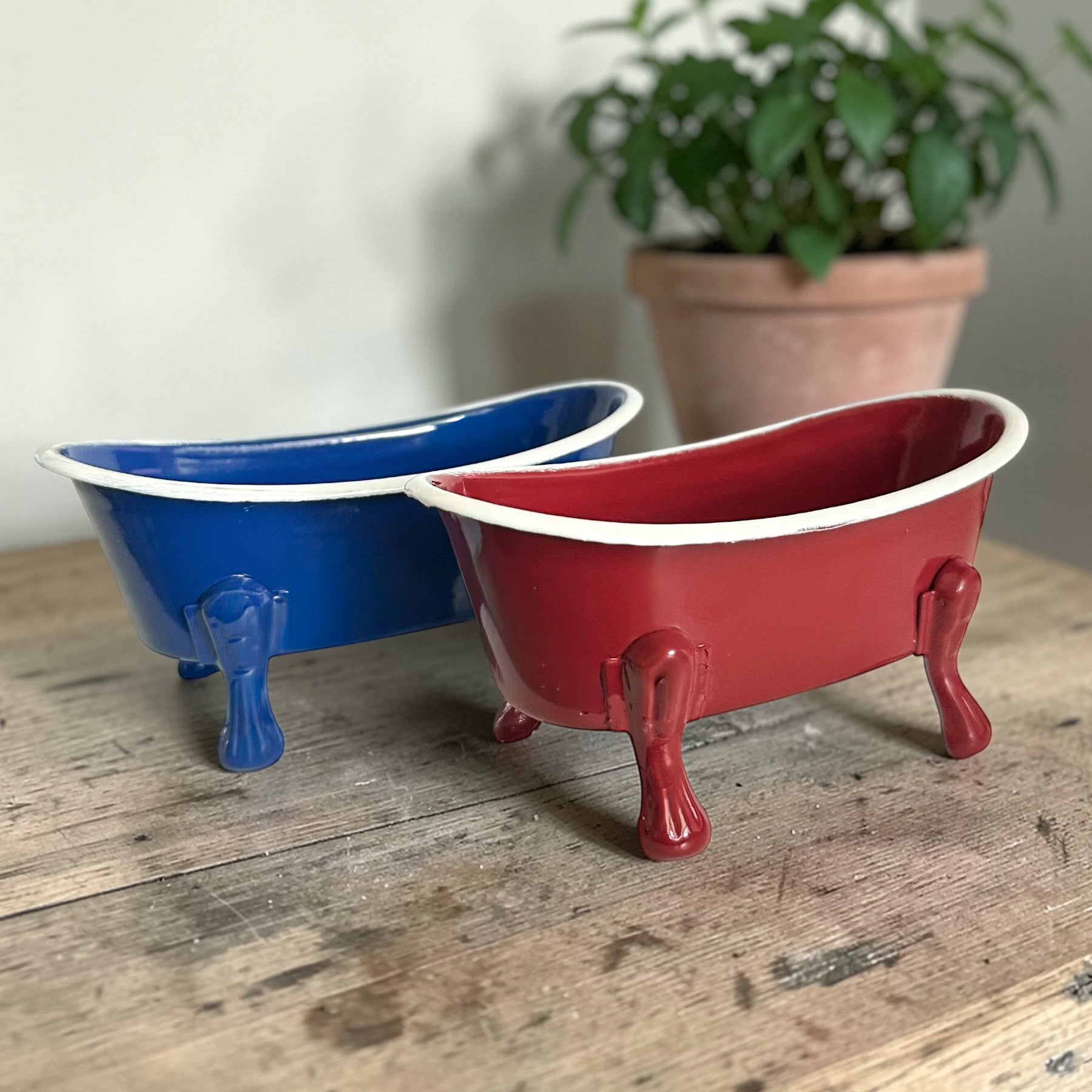 Enamel Bathtub Metal Soap Dish - RED or BLUE