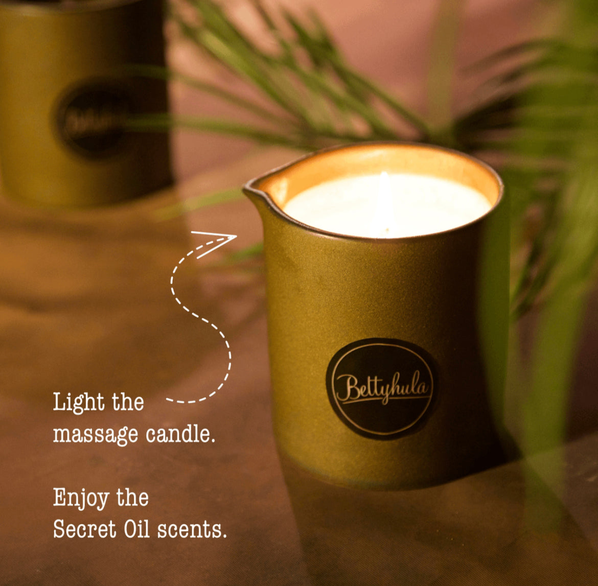 Betty Hula The Secret Oil Massage Candle 