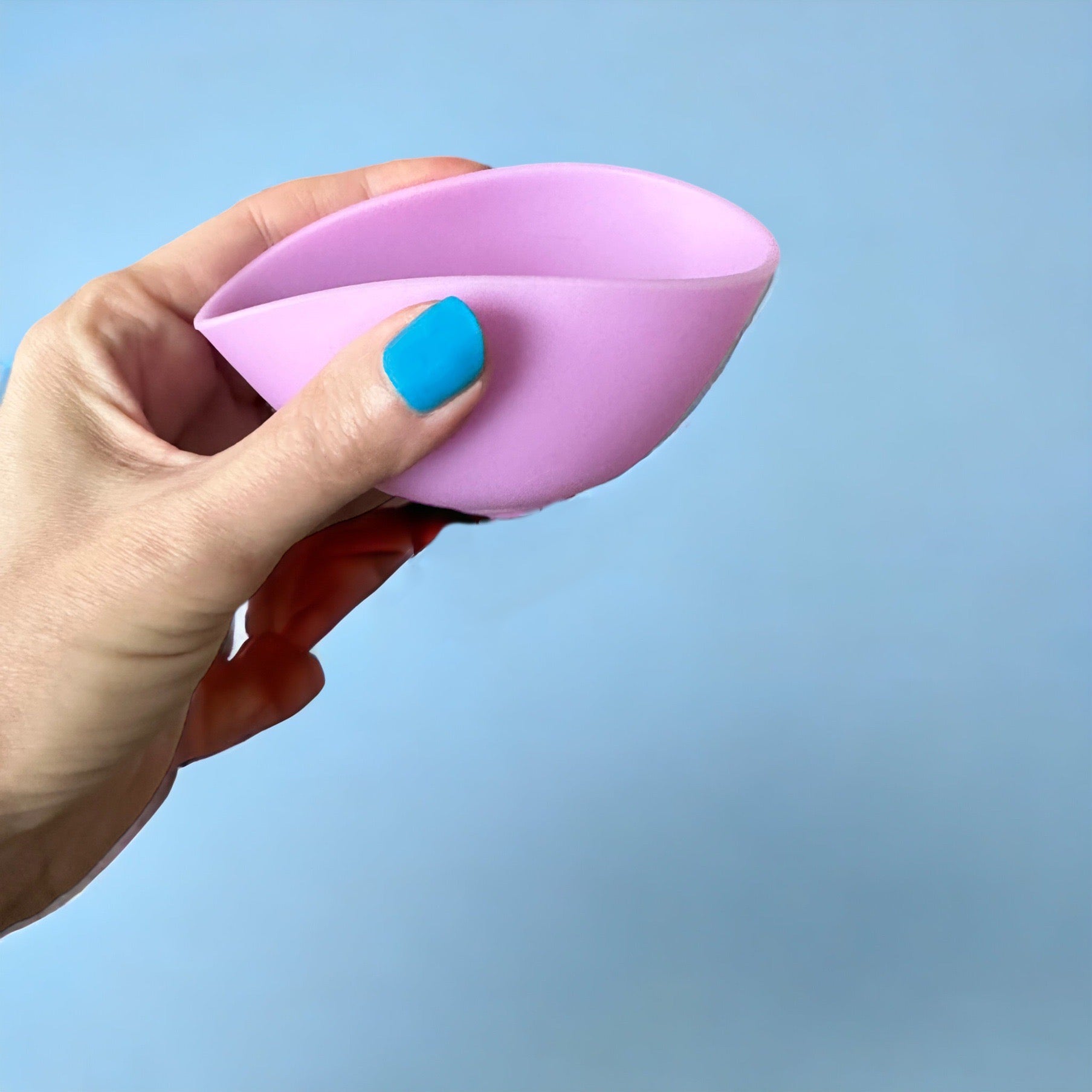 Silicone Mini Bowl for Masks (One bowl)