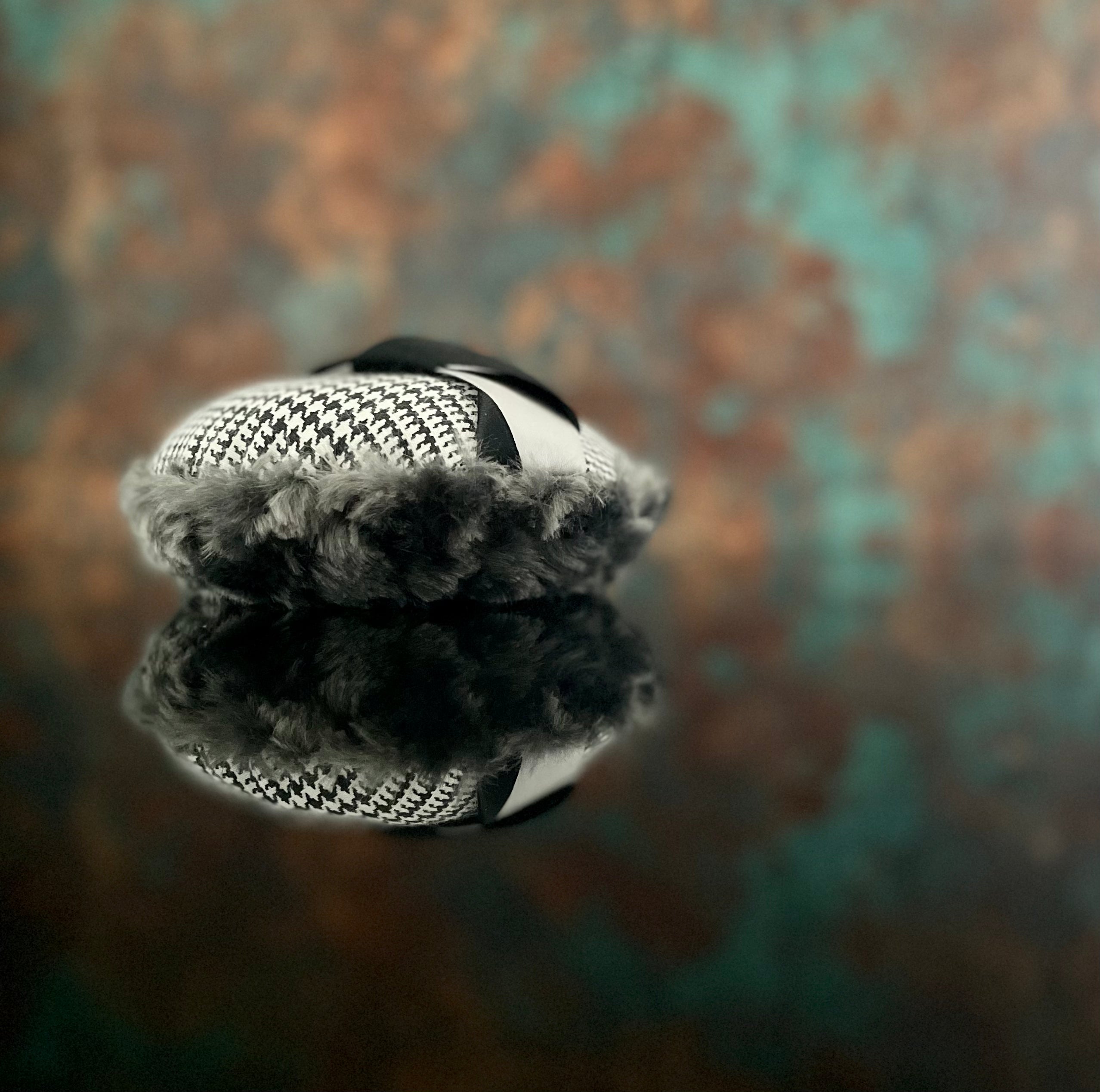 Large unisex powder puff for body - Houndstooth Gray