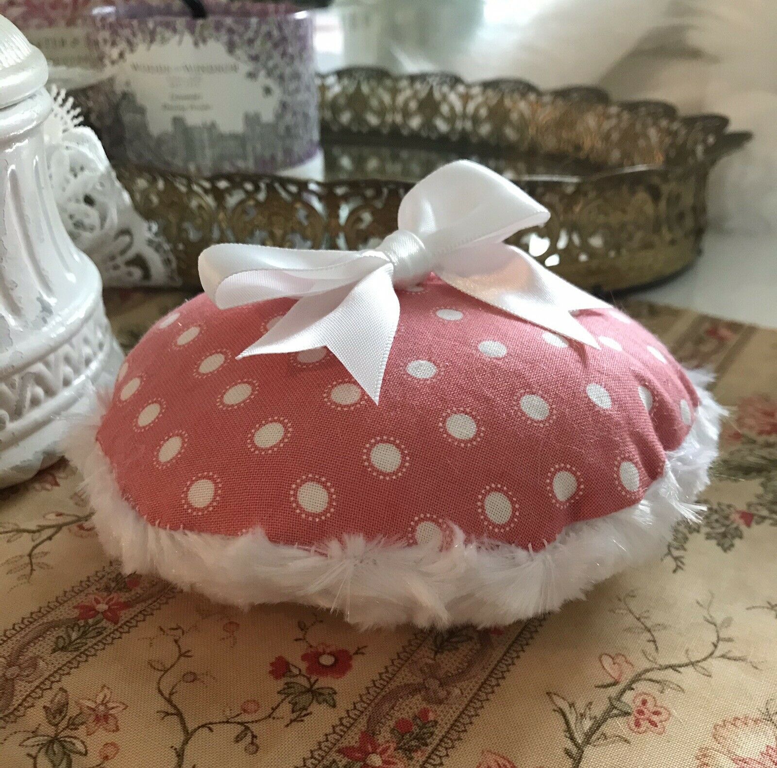 Luxe Puffs pink polka dot powder puff for dusting powder