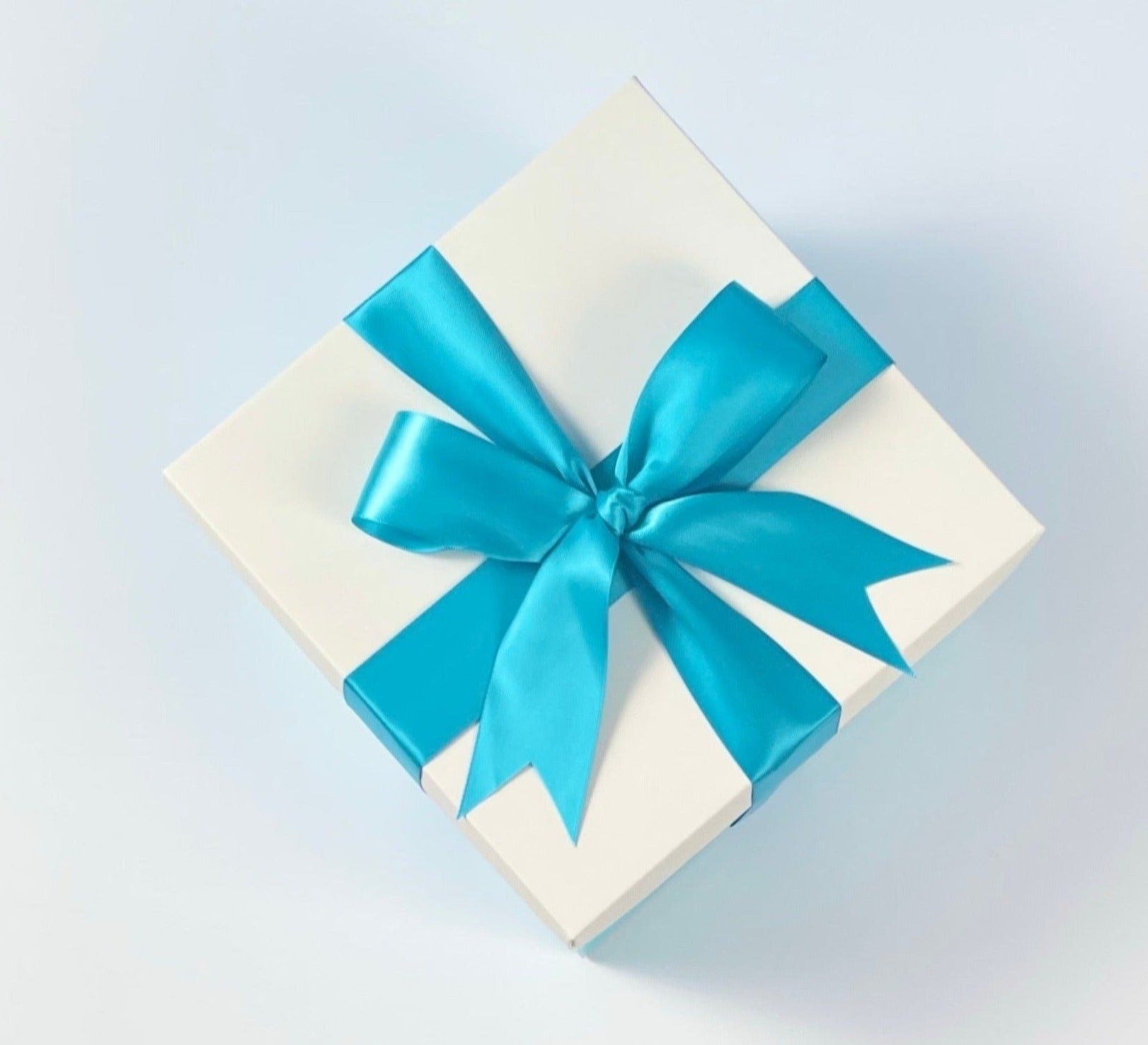 Merry Bath Signature Gift Box Blue White